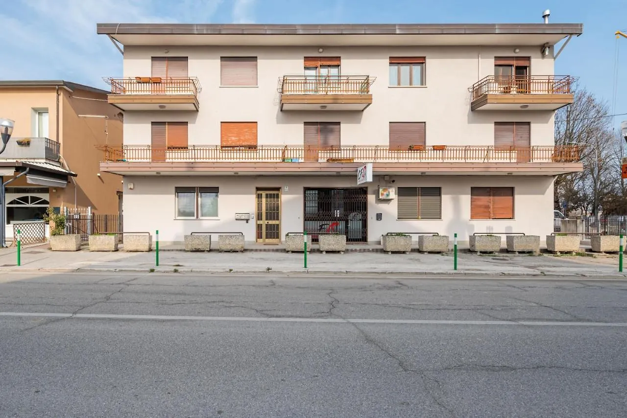 San Vincenzo Apartments 1 - 2 - 4 فيغونزا 0*,