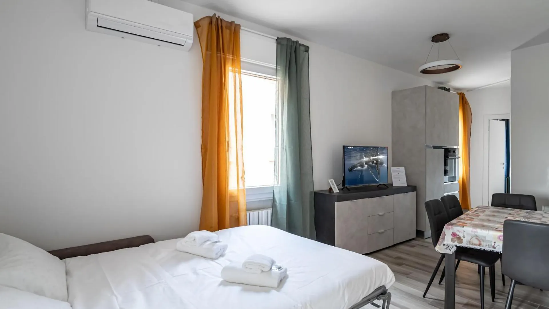 San Vincenzo Apartments 1 - 2 - 4 فيغونزا