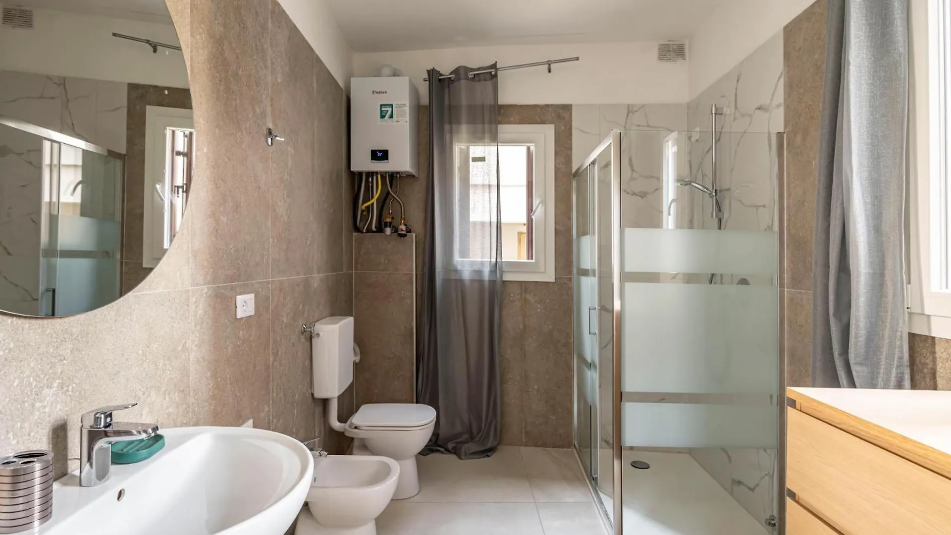 San Vincenzo Apartments 1 - 2 - 4 فيغونزا 0*,